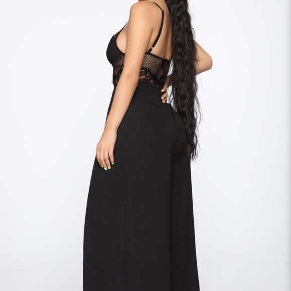 Jumper - Picture 2 of 3